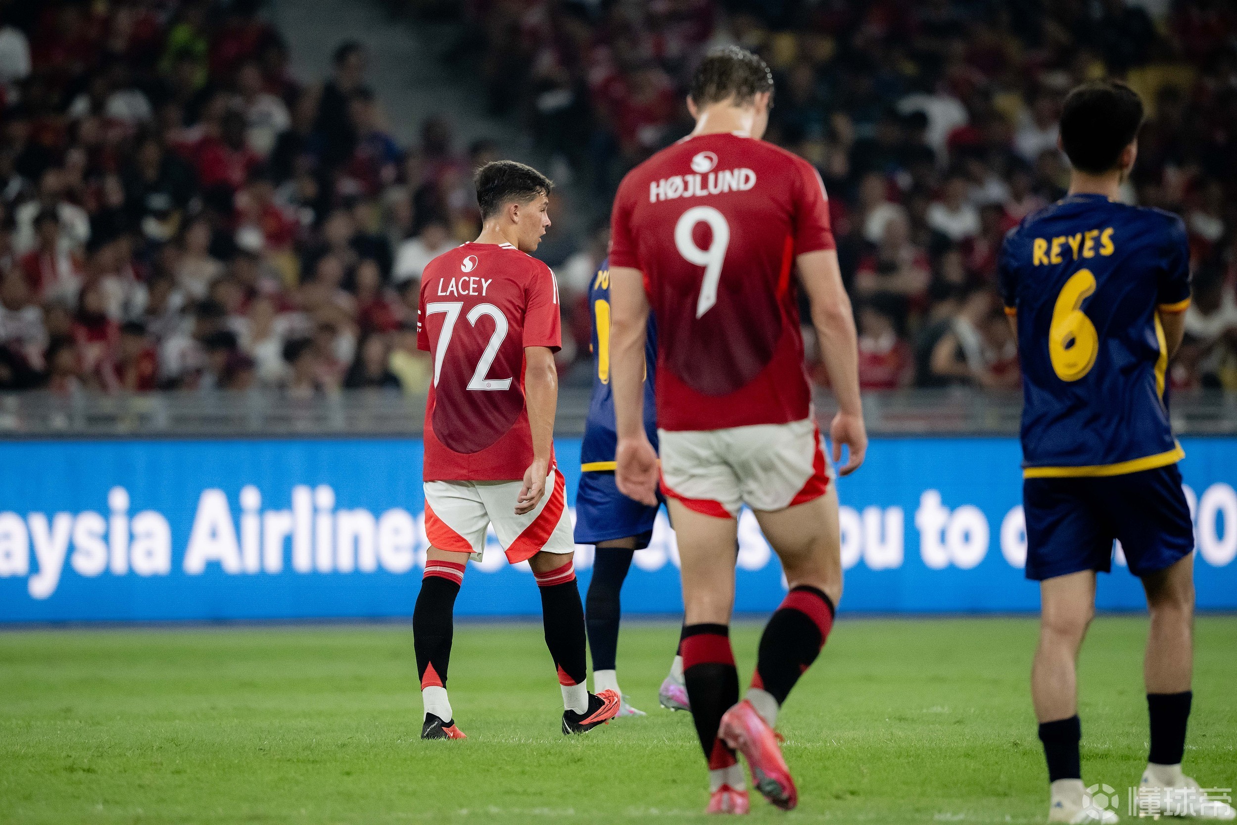 转折点!曼联内部沟通;全明星赛集结日攻防权衡;引发热议;纪律约束更严格 转折点!曼联内部沟通;全明星赛集结日攻防权衡;引发热议;纪律约束更严格