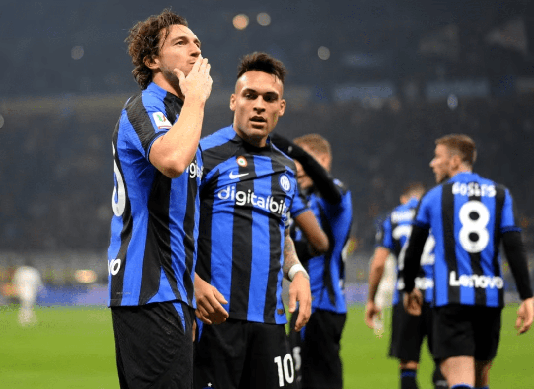 关于里程碑夜！亚特兰大止住颓势，意大利杯关键时刻刷纪录，话题不断，身体对抗强度拉满的信息