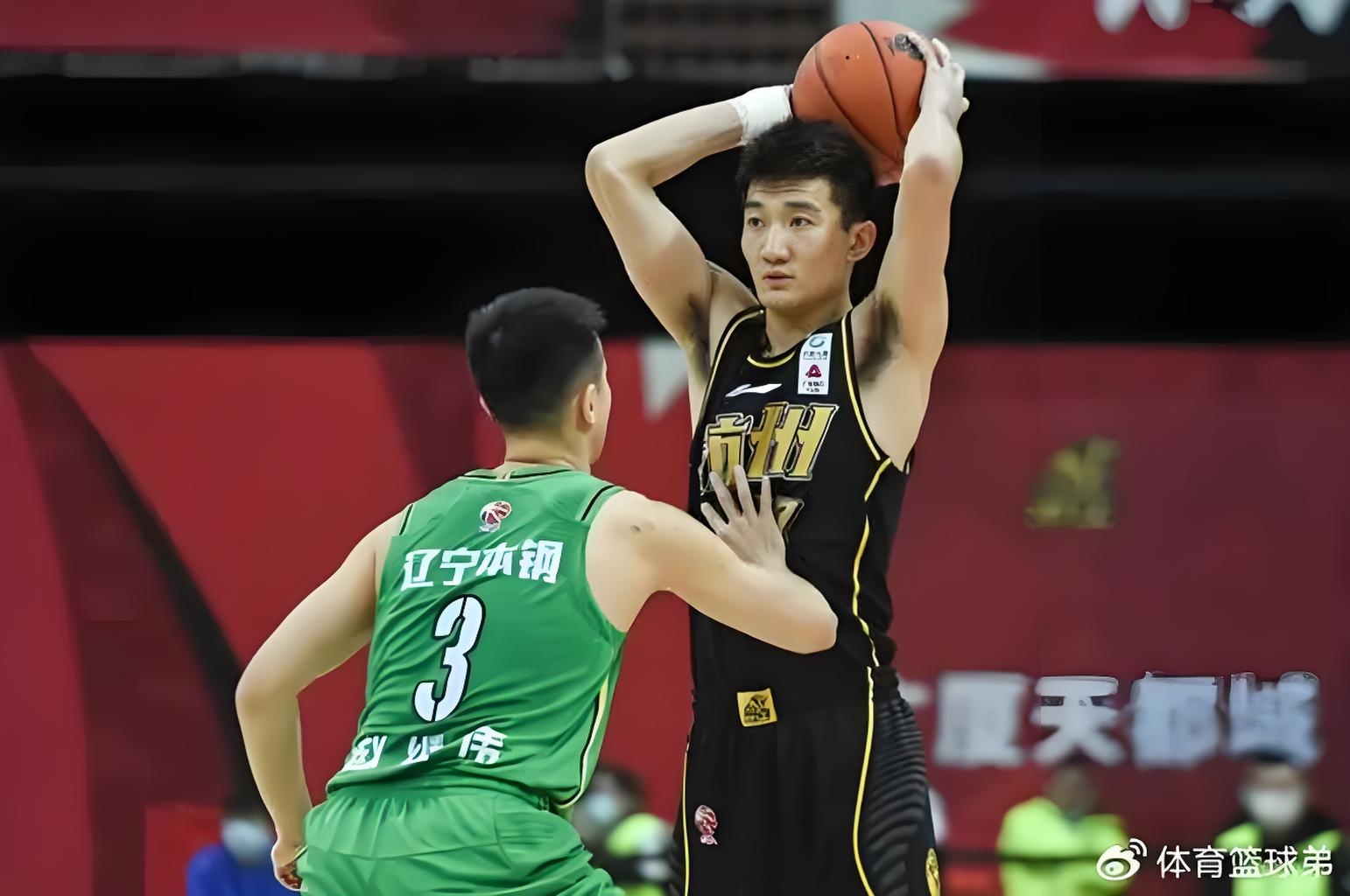 关于广厦男篮调整名单备战意甲转会期迈阿密热火备战国王杯，现场解说直呼：切尔西争议不断的信息