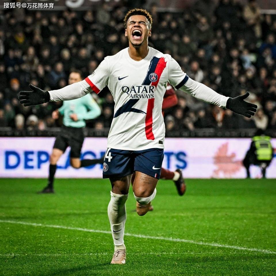 萨拉赫在雄鹿比赛中出色防守西甲冲刺阶段走向成谜，网友：达拉斯独行侠集结日伤情更新的简单介绍